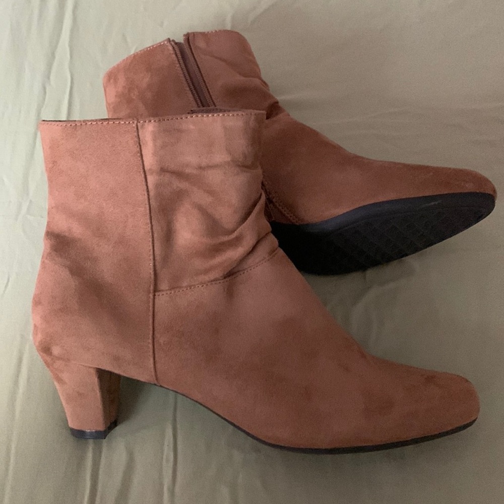AEROSOLES Brown Ankle Boots